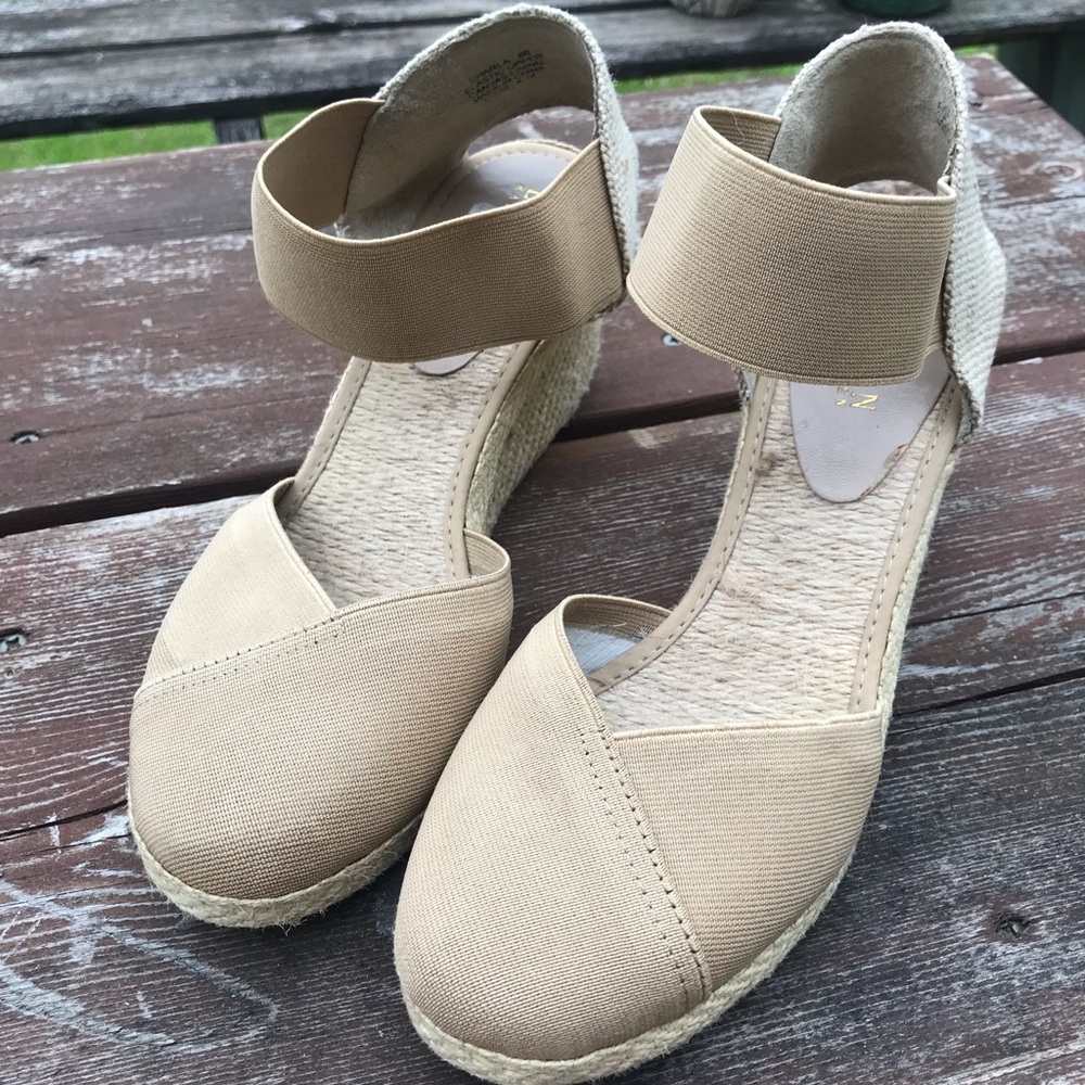 Ralph Lauren Women's Charla Closed-Toe Espadrille